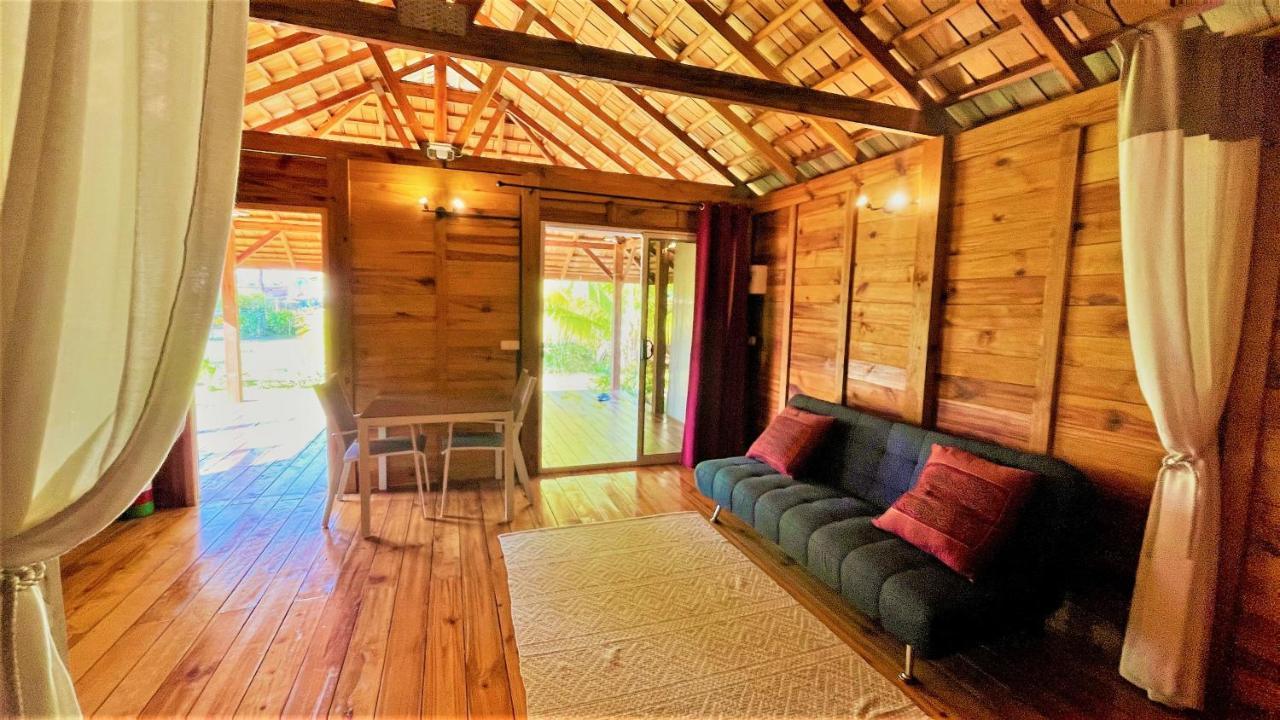 Raiatea - Orion Pool Bungalow Uturoa Exterior foto
